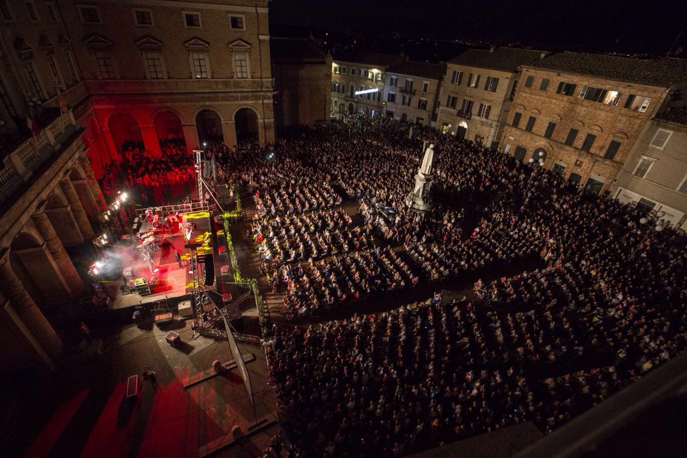 Lunaria 2020 con La Compagnia Stadio Niccolò Fabi e Mario Tozzi